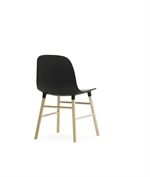 390002 Form miniature chair black fra Normann Copenhagen bagfra - Fransenhome